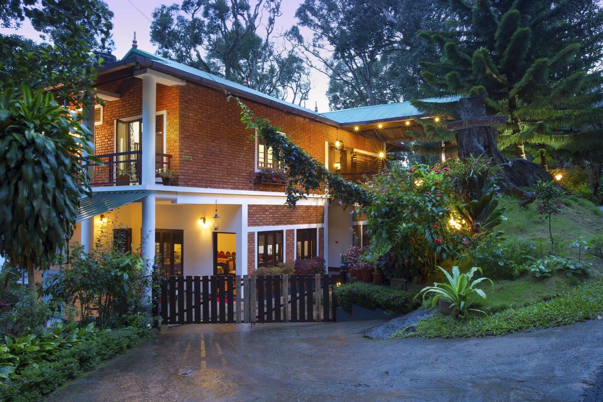 Madhumanthra Resort - Homestay Муннар Экстерьер фото