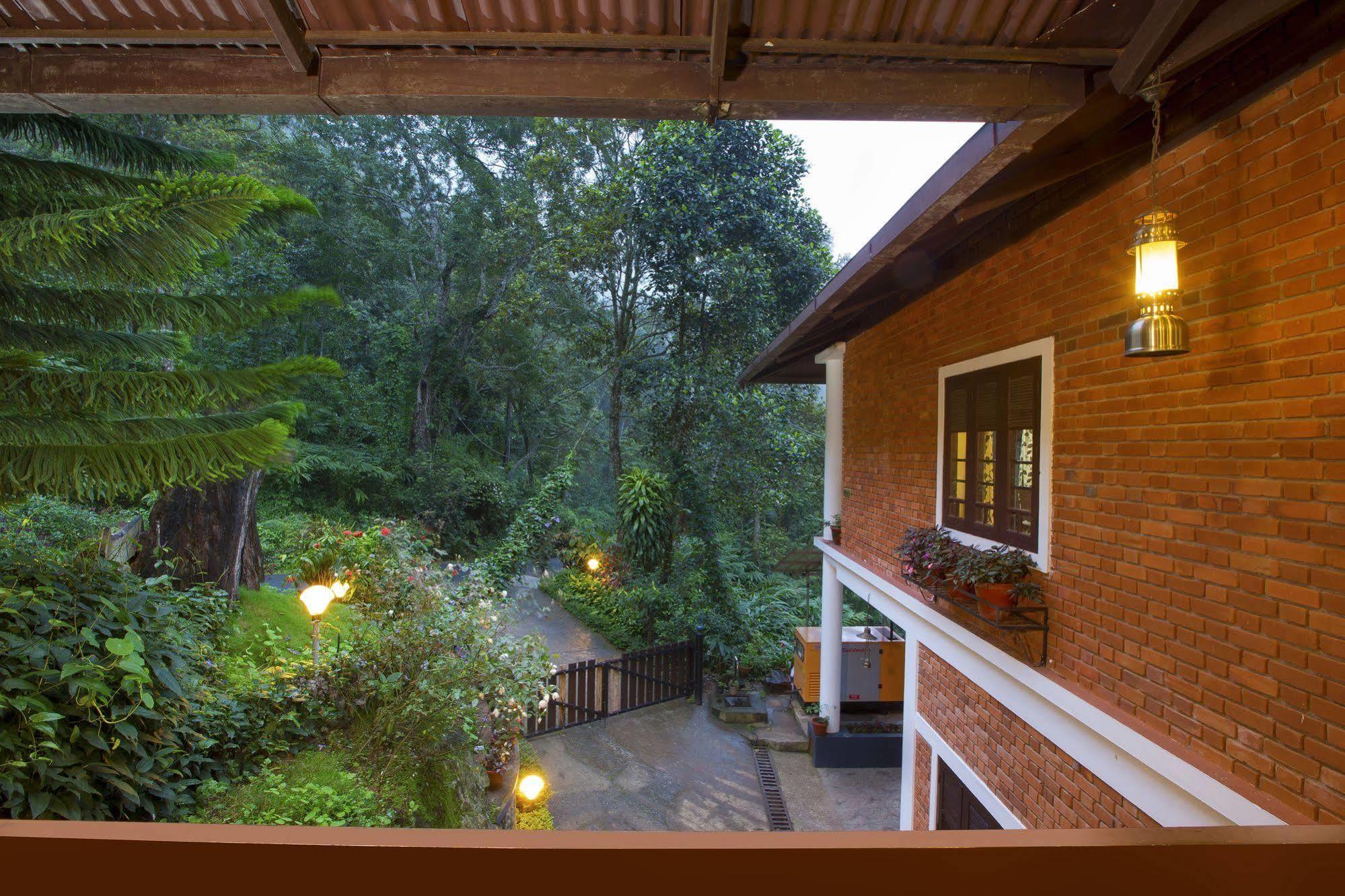 Madhumanthra Resort - Homestay Муннар Экстерьер фото